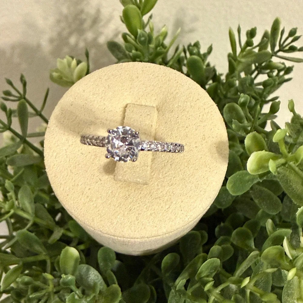 Cubic Zirconia Ring Size 6 Engagement Ring Wedding Women’s Ring occasions Ring 6 - Picture 3 of 6